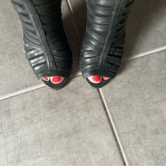 Peep toe high heels booties Vine Camuto - Picture 5 of 8